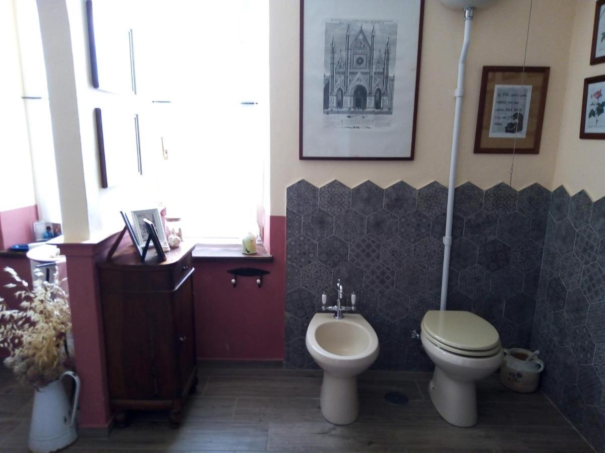 Baschi B&B La Gallinella Rossa מראה חיצוני תמונה